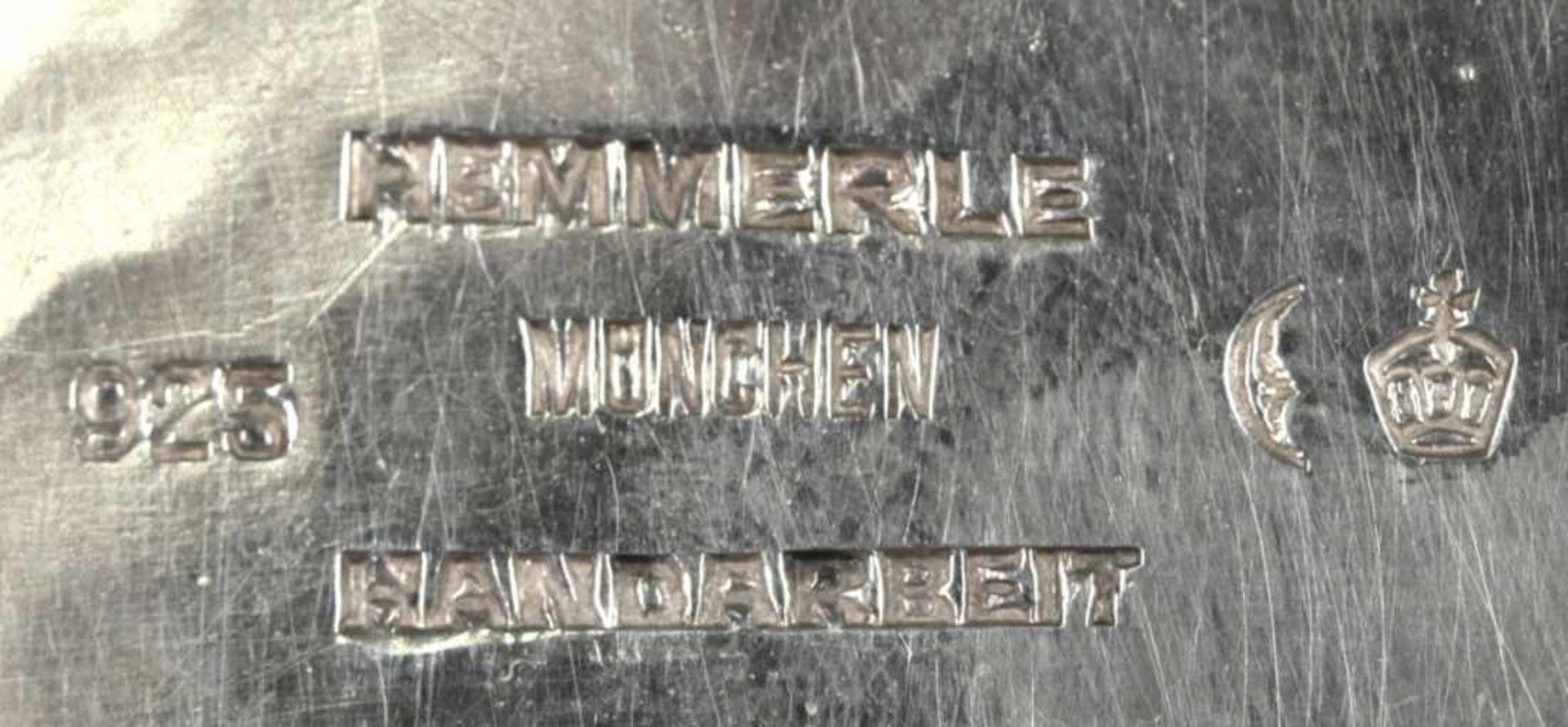 Deckeldose, Juwelier Hemmerle, München, 2. Hälfte 20. Jh., Sterling Silber, ovale Form,leicht - Bild 2 aus 2