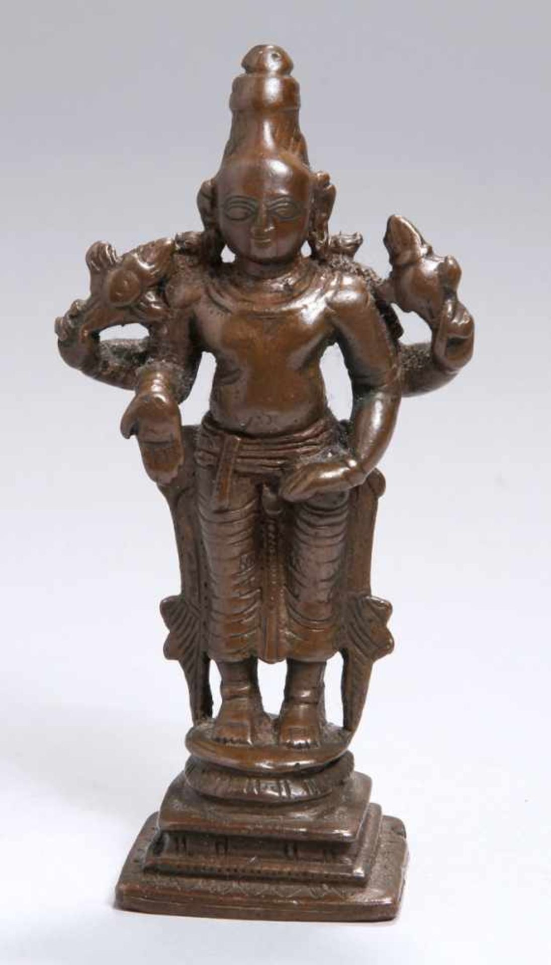Bronze-Plastik, "Hinduistische Gottheit", Indien, 18./19. Jh., auf quadratischer,gestufter Plinthe