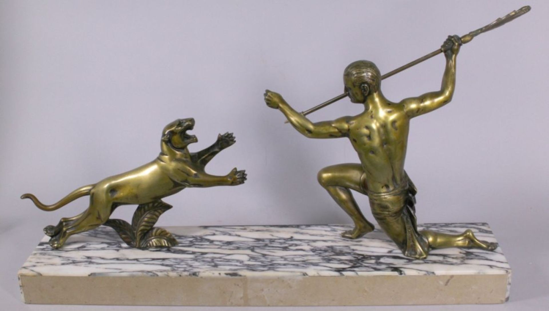 Bronze-Plastik, "Löwentöter", sign. E. Molins, franz. Bildhauer des 19./20. Jh.,vollplastische, - Bild 2 aus 4