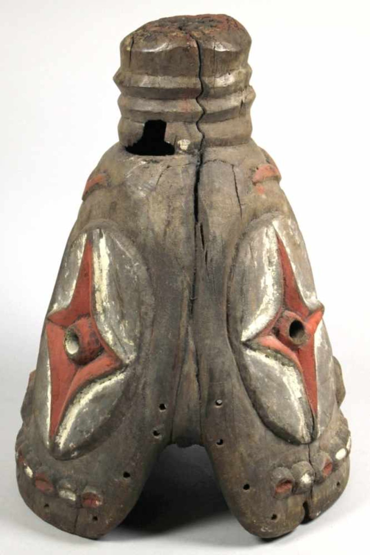 Helm-Maske, Kalunga, Bembe, Kongo, seitlich geschlitze Kegelform mit horizontal gerilltemAbschluß, - Bild 2 aus 4