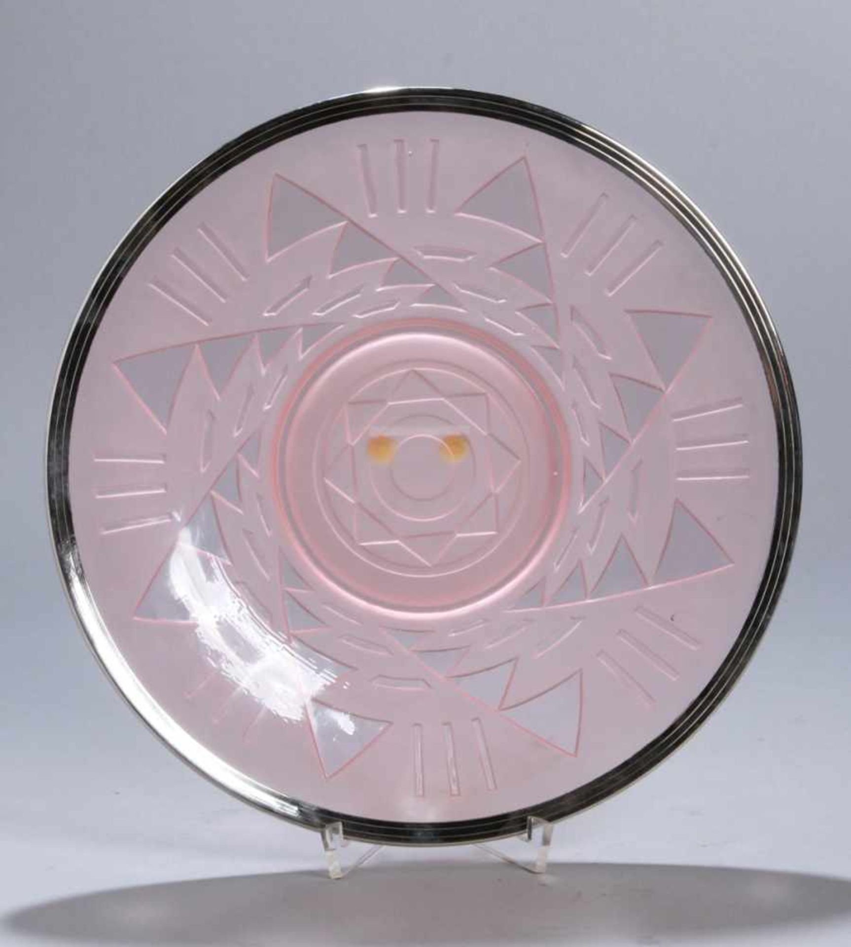 Art Déco Glas-Teller, Frankreich, über flachem Standring runde Form, rosafarbenesPressglas, Boden