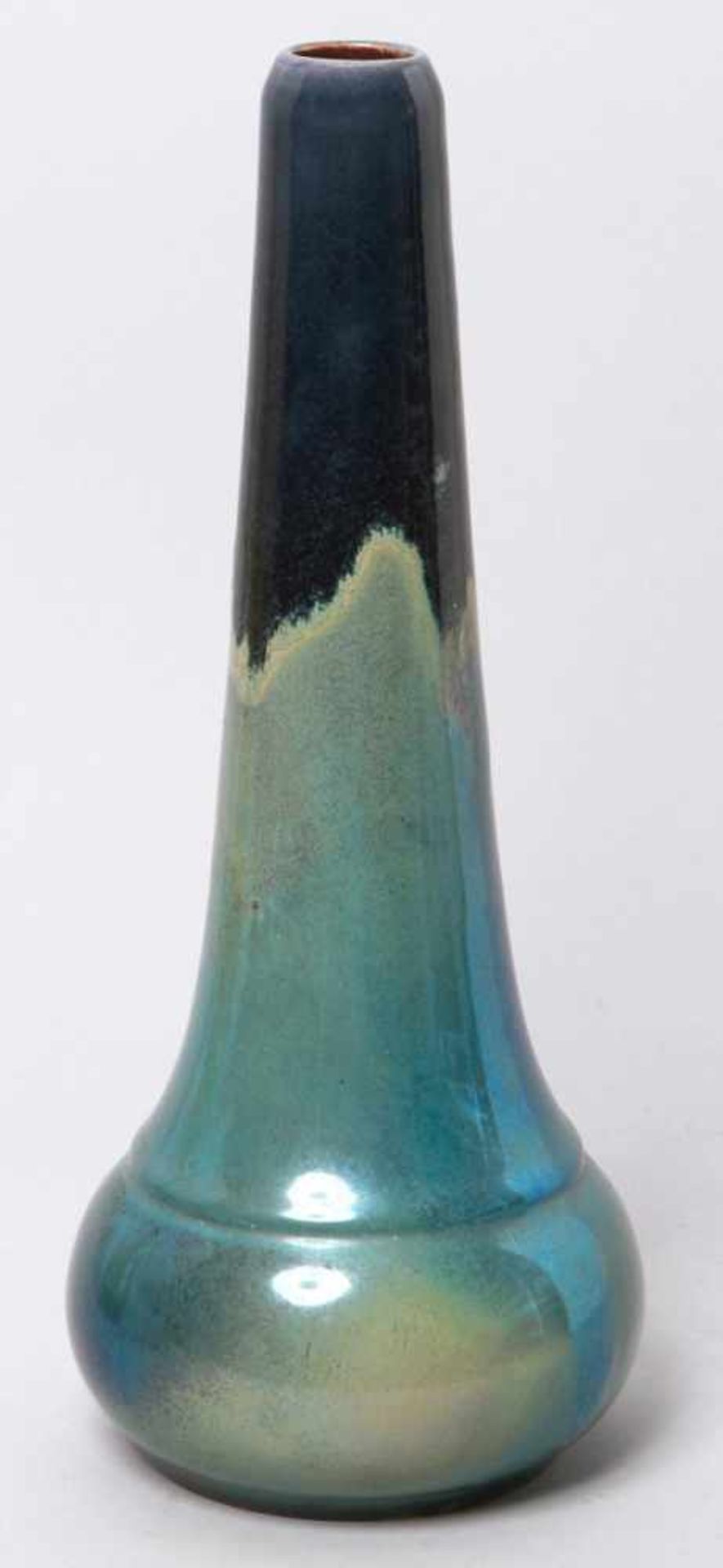Jugendstil Keramik-Ziervase, wohl Frankreich, Mod.nr.: 941, kuglig gedrückter Korpus mitabgesetztem,