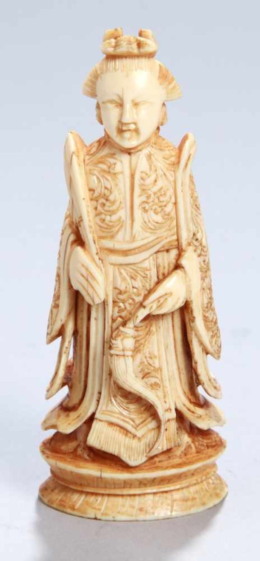Elfenbein-Figur, "Hofbeamter", China, um 1900, auf Doppellotossockel vollplastische,stehende