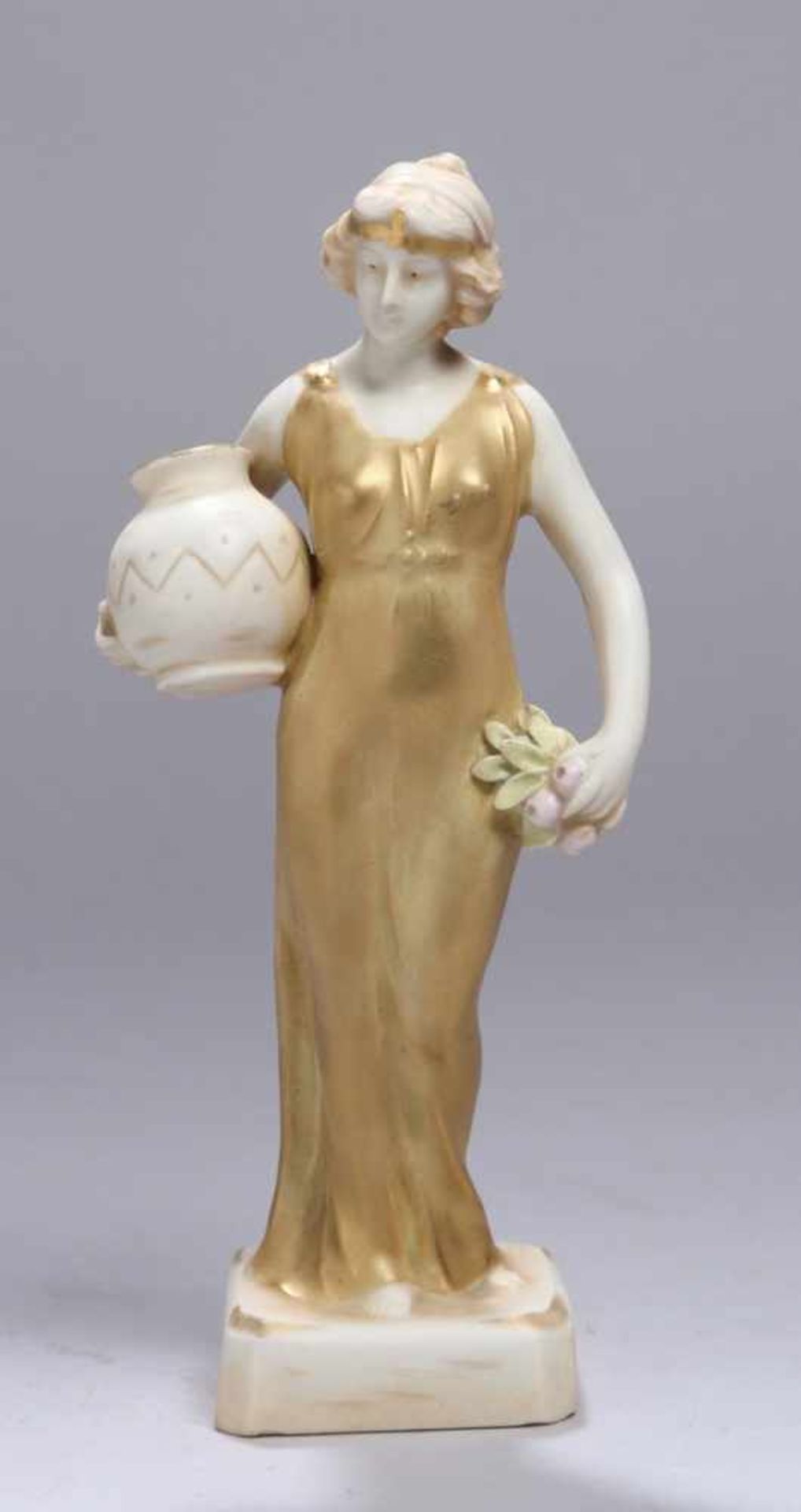 Keramik-Figur, "Antikisierende Dame", Ernst Wahliss, Royal Vienna, um 1910, Mod.nr.: 1077,auf