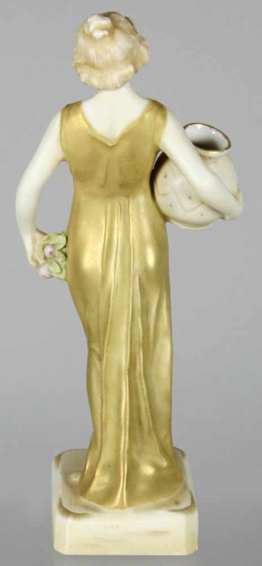 Keramik-Figur, "Antikisierende Dame", Ernst Wahliss, Royal Vienna, um 1910, Mod.nr.: 1077,auf - Bild 2 aus 4
