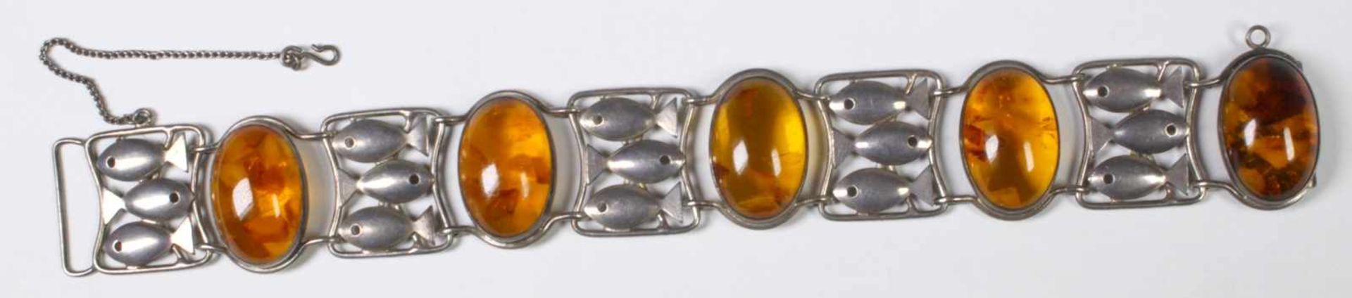 Armband, dt., Mitte 20. Jh., Silber 835, Facon: Phantasie, besetzt mitBernstein-Cabochons,