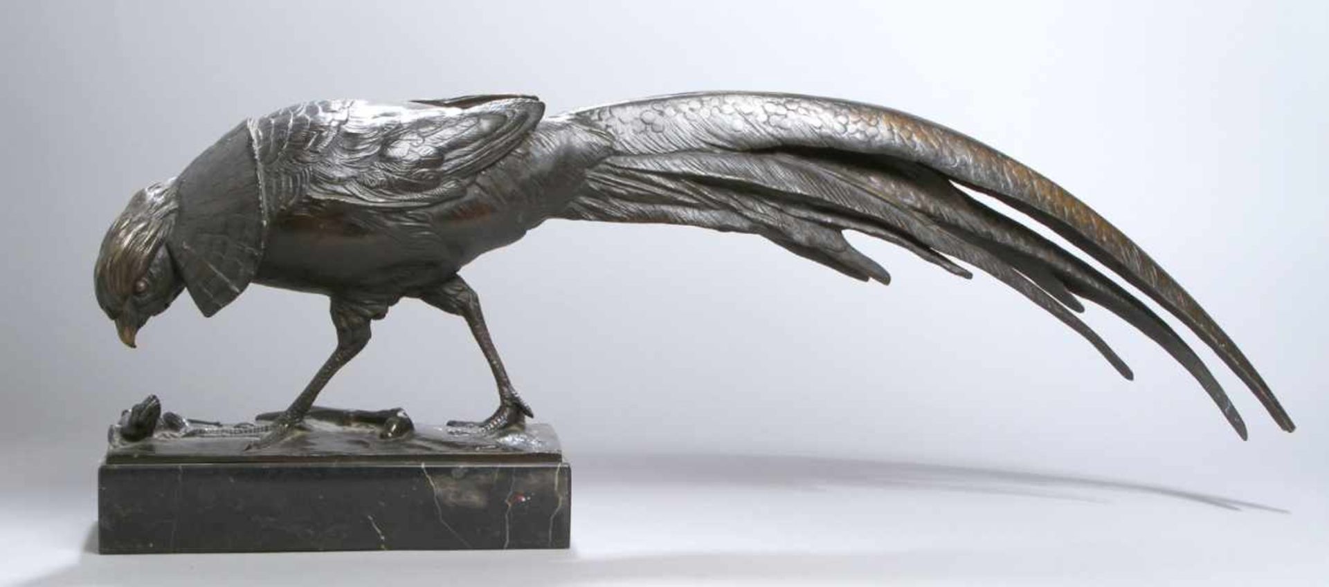 Bronze-Tierplastik, "Fasan eine Eidechse zu seinen Füßen betrachtend", Gomanski, Edmund,Stettin 1854