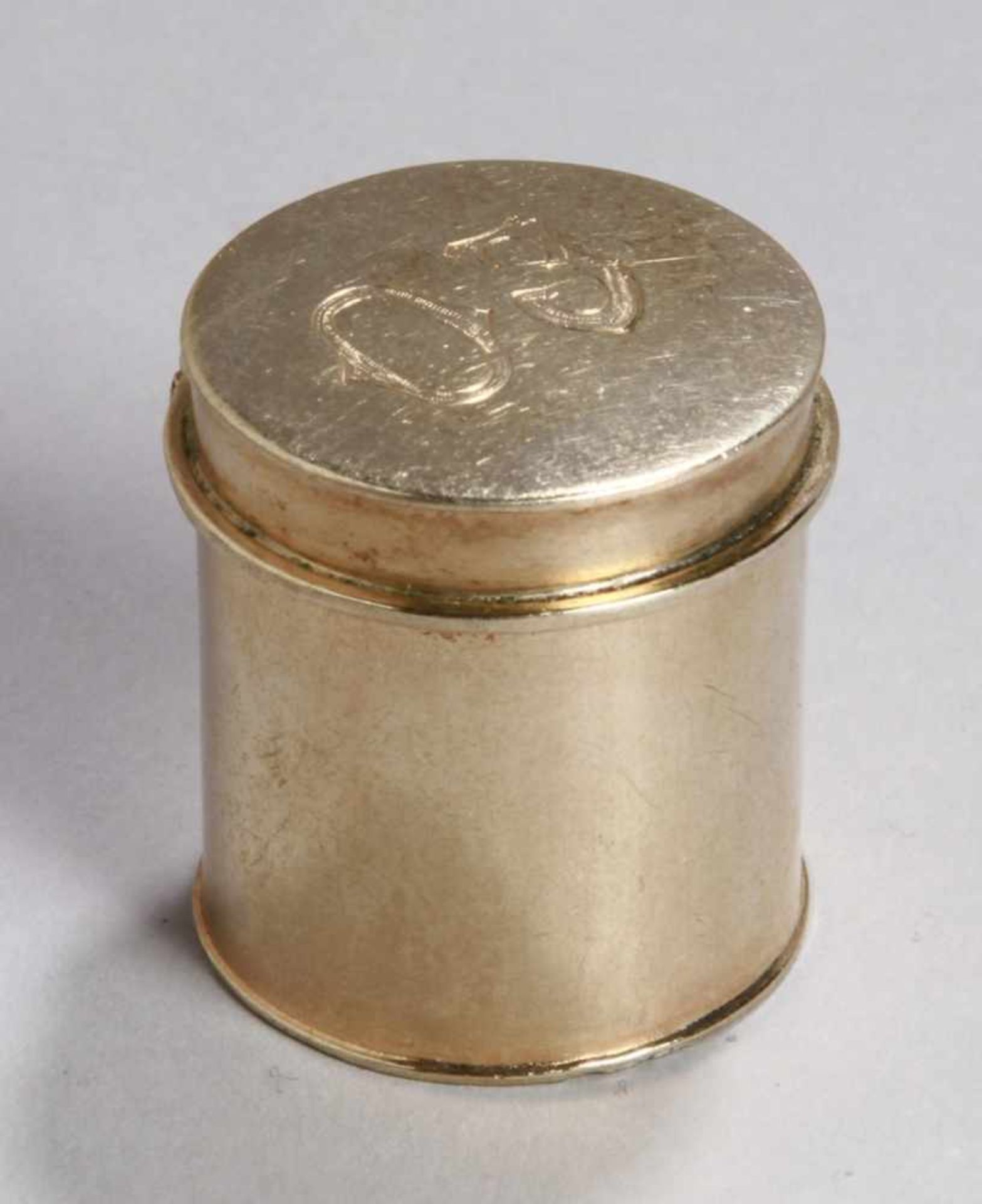 Salbungsgefäß, um 1920, Silber 835, vergoldet, runde, zylindrische Form mit scharniertemDeckel,