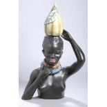 Keramik-Büste, "Afrikanerin mit Frucht", wohl Porzellanfabrik Cortendorf JuliusGriesbach, Coburg-