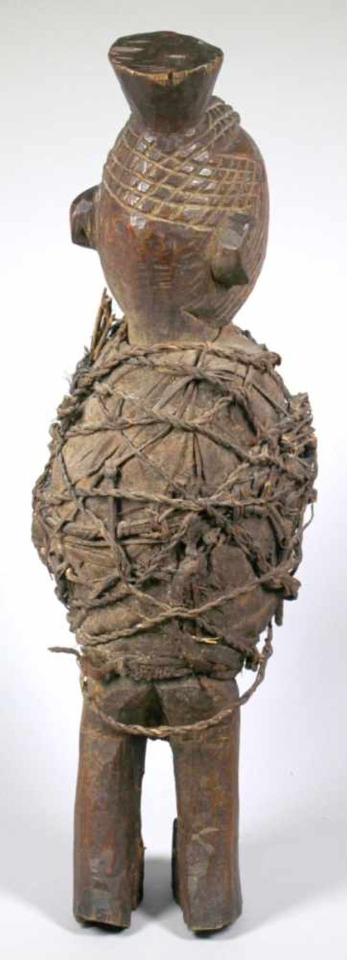 Fetisch-Figur, Teke, Kongo, stehende, männliche Darstellung, das stiltypische Gesicht mitlinearen - Bild 4 aus 4