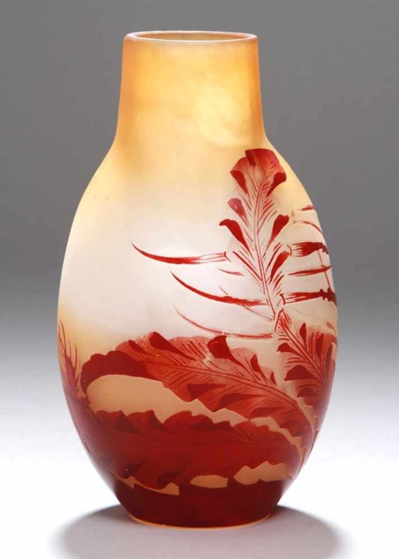 Glas-Ziervase, "Fougère", Emile Gallé, Nancy, um 1906-14, runder Stand, ovoid gebauchter,