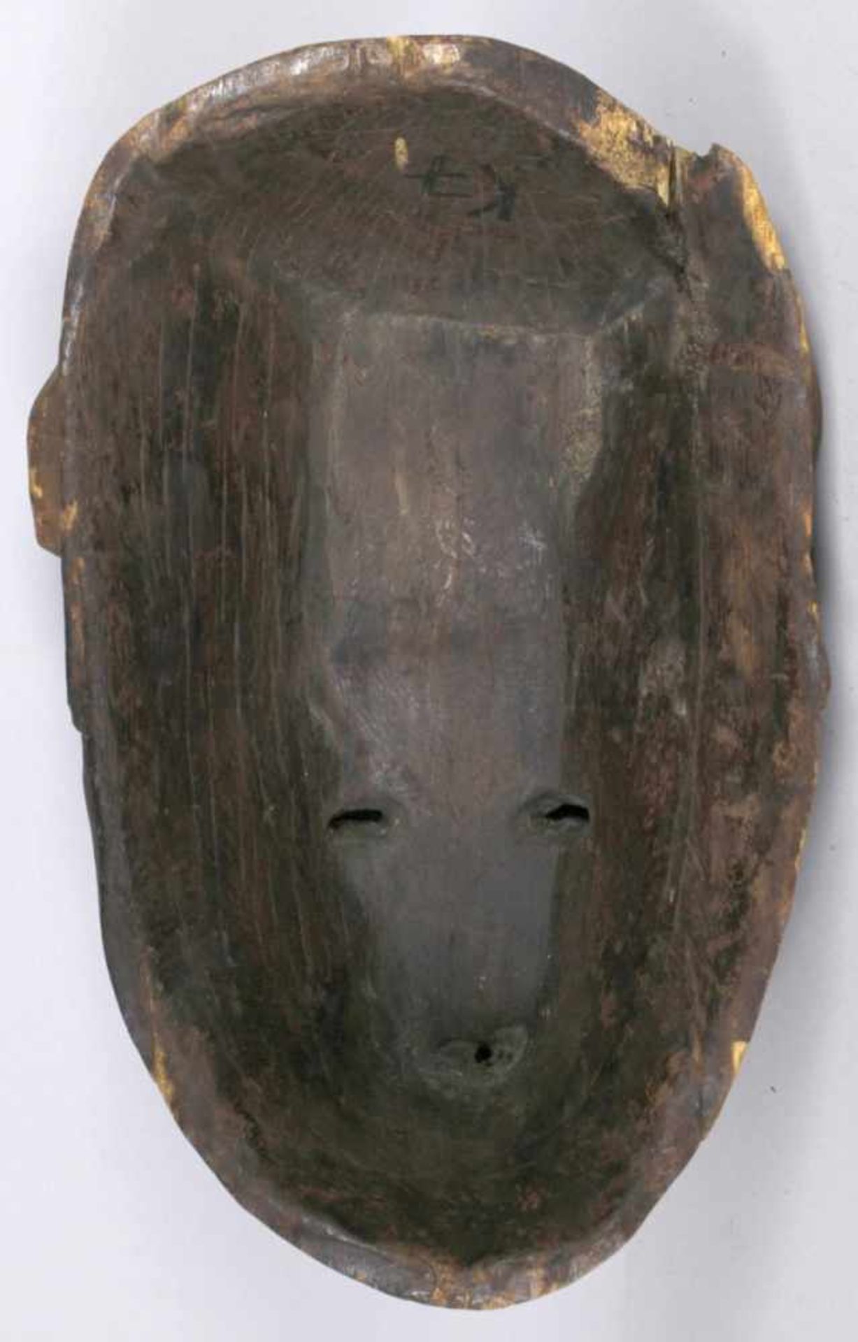 Hand-Maske, Punu, Gabun, plastisches Gesicht mit wulstiger Narbentatauierung auf Stirn,Holz, - Bild 3 aus 4