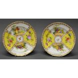 2 Teller, Meissen, Schwertermarke, 1850-1924, 2. Wahl, Reserven mit galanten Paaren, Reserven mit