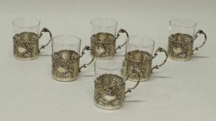 6 Teetassen, Silber 800, deutsch, Rokokodekor, Einsätze aus farblosem Glas, 9.5 cm hoch, zus. ca.