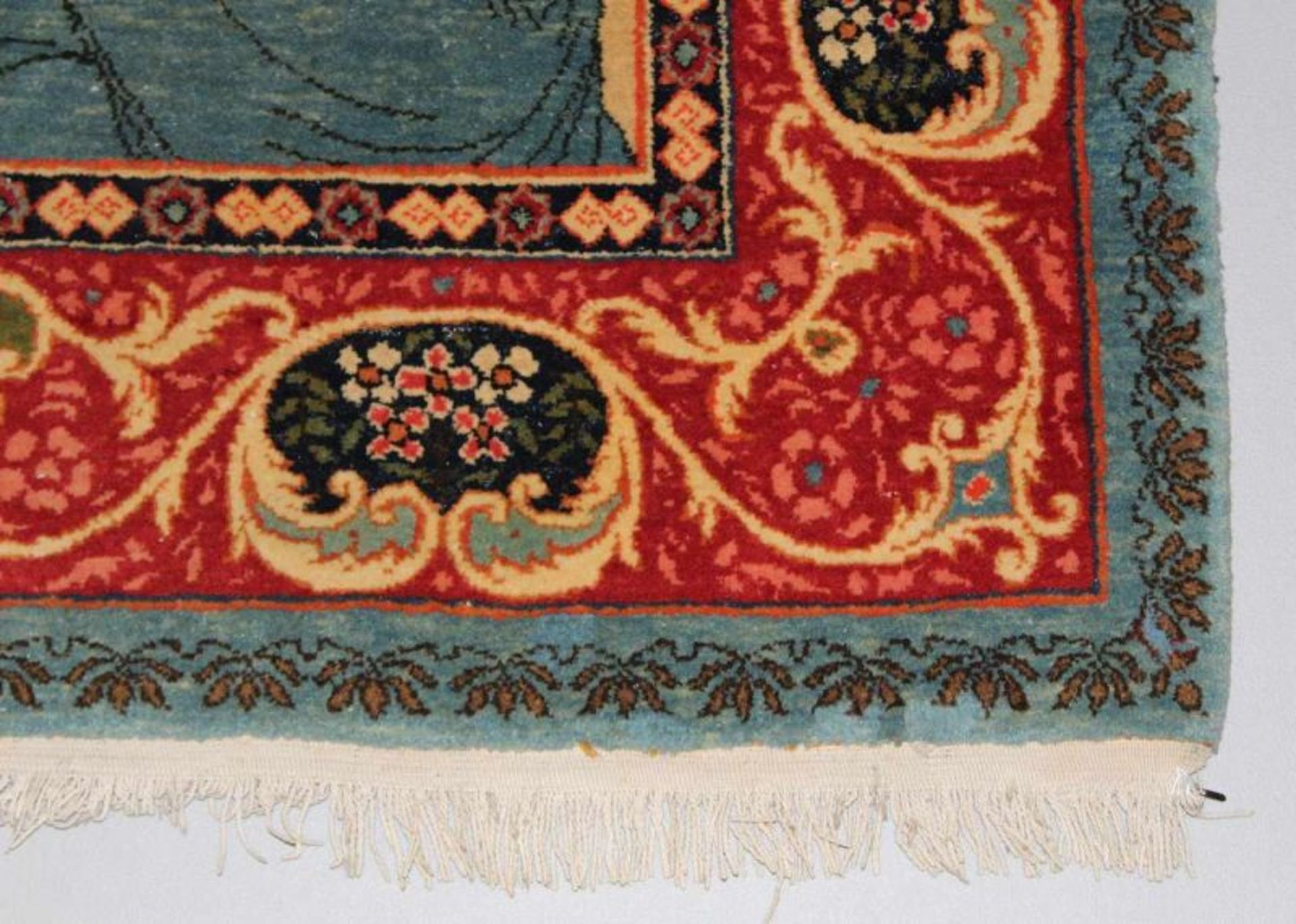 Bildteppich, Isfahan (?), Persien, ca. 210 x 138 cm 25.00 % buyer's premium on the hammer price, VAT - Image 2 of 5