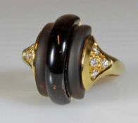 Ring, GG 585, 1 halbrunder Rauchquarzring, 2 halbrunde Onyxringe, 8 Brillanten punziert zus. 0.20