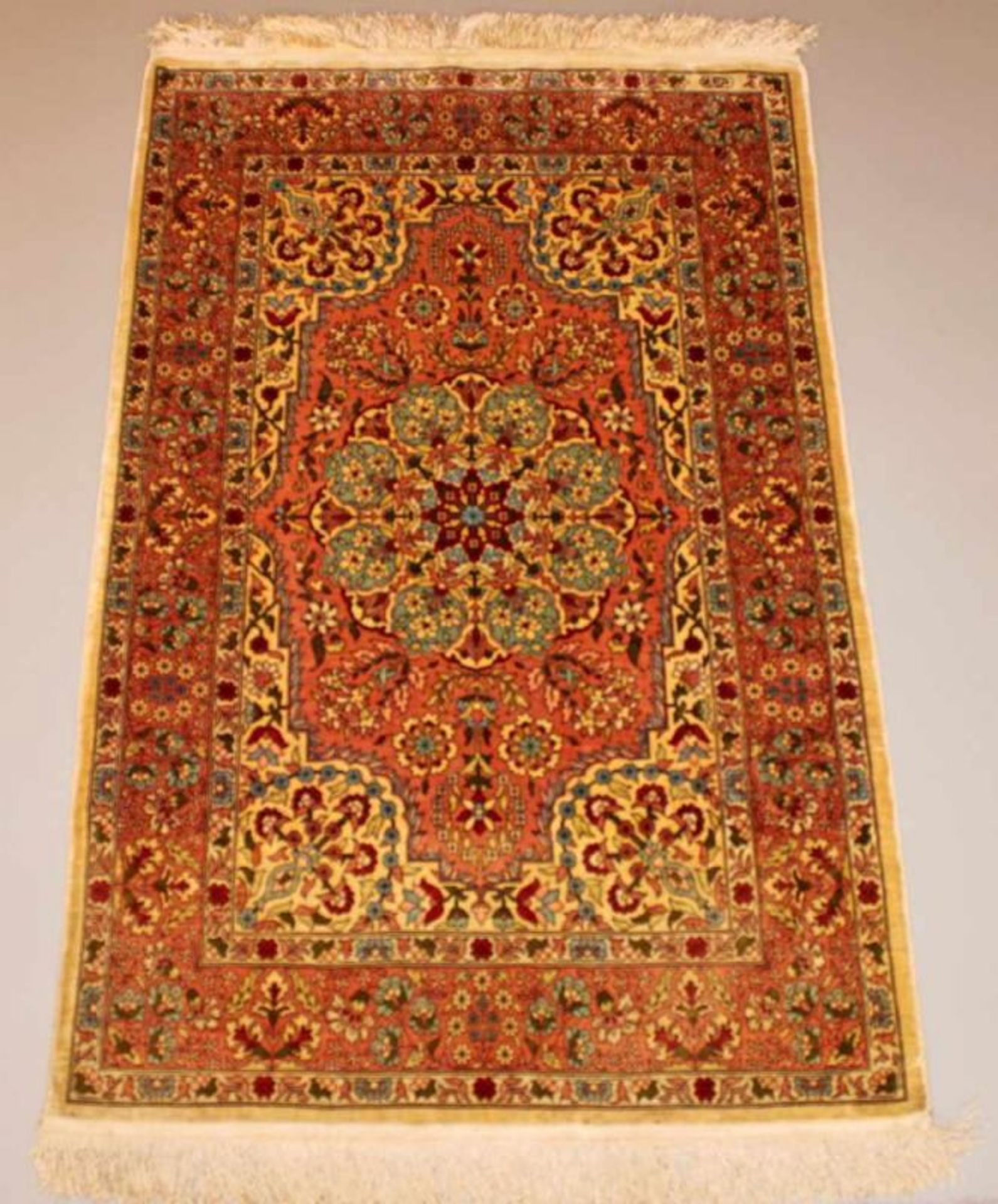 Hereke, Türkei, alt, Seide, ca. 1.00 x 0.63 m 25.00 % buyer's premium on the hammer price, VAT