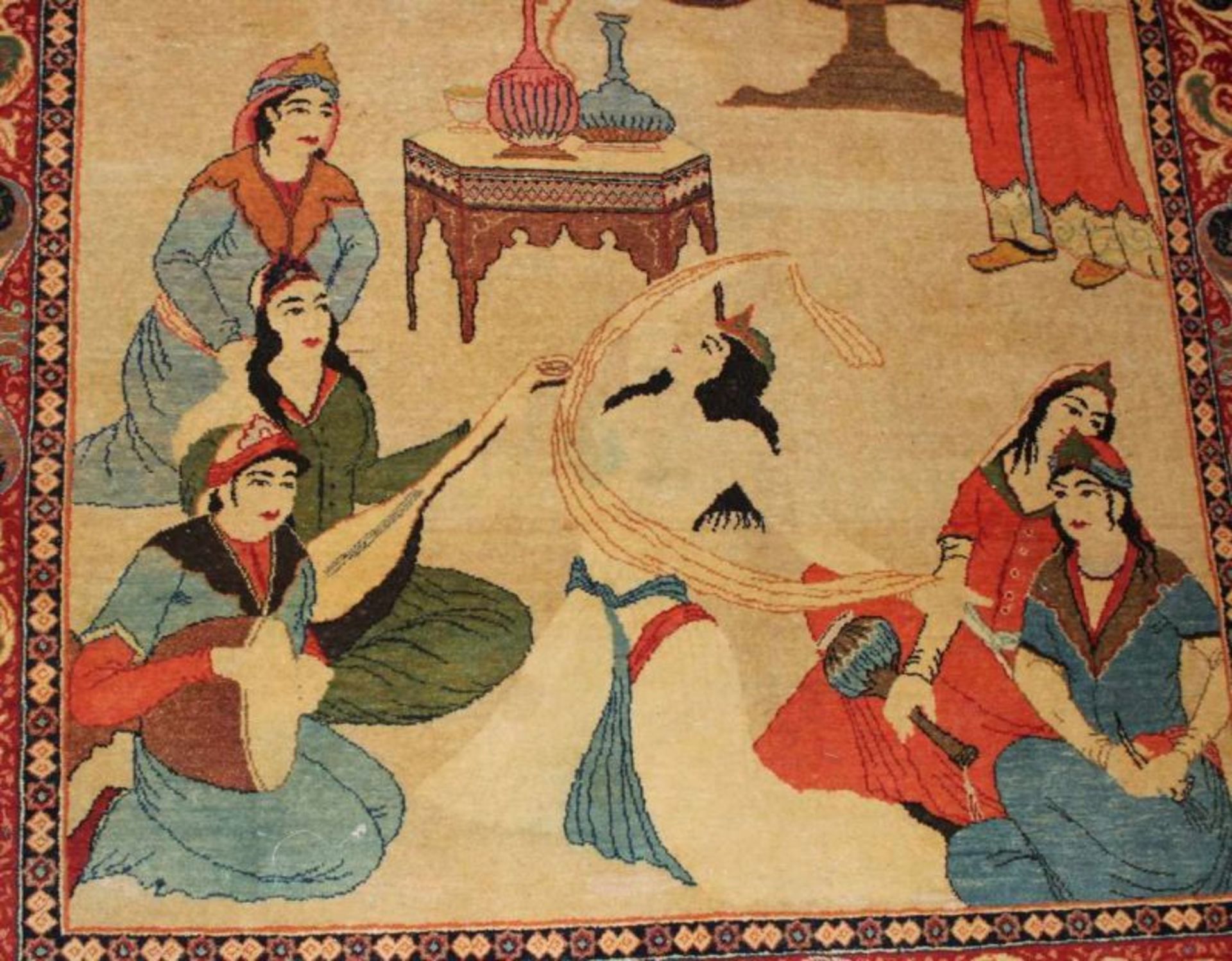 Bildteppich, Isfahan (?), Persien, ca. 210 x 138 cm 25.00 % buyer's premium on the hammer price, VAT - Image 4 of 5