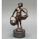 Bronze, braun patiniert, "Kind mit zwei Körben", auf dem Sockel bezeichnet S. Bizard, auf