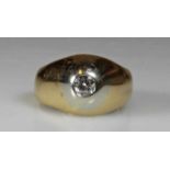 Solitärring, WG/GG 750, 1 Brillant ca. 0.40 ct., etwa w/si, 10.8 g, RM 18