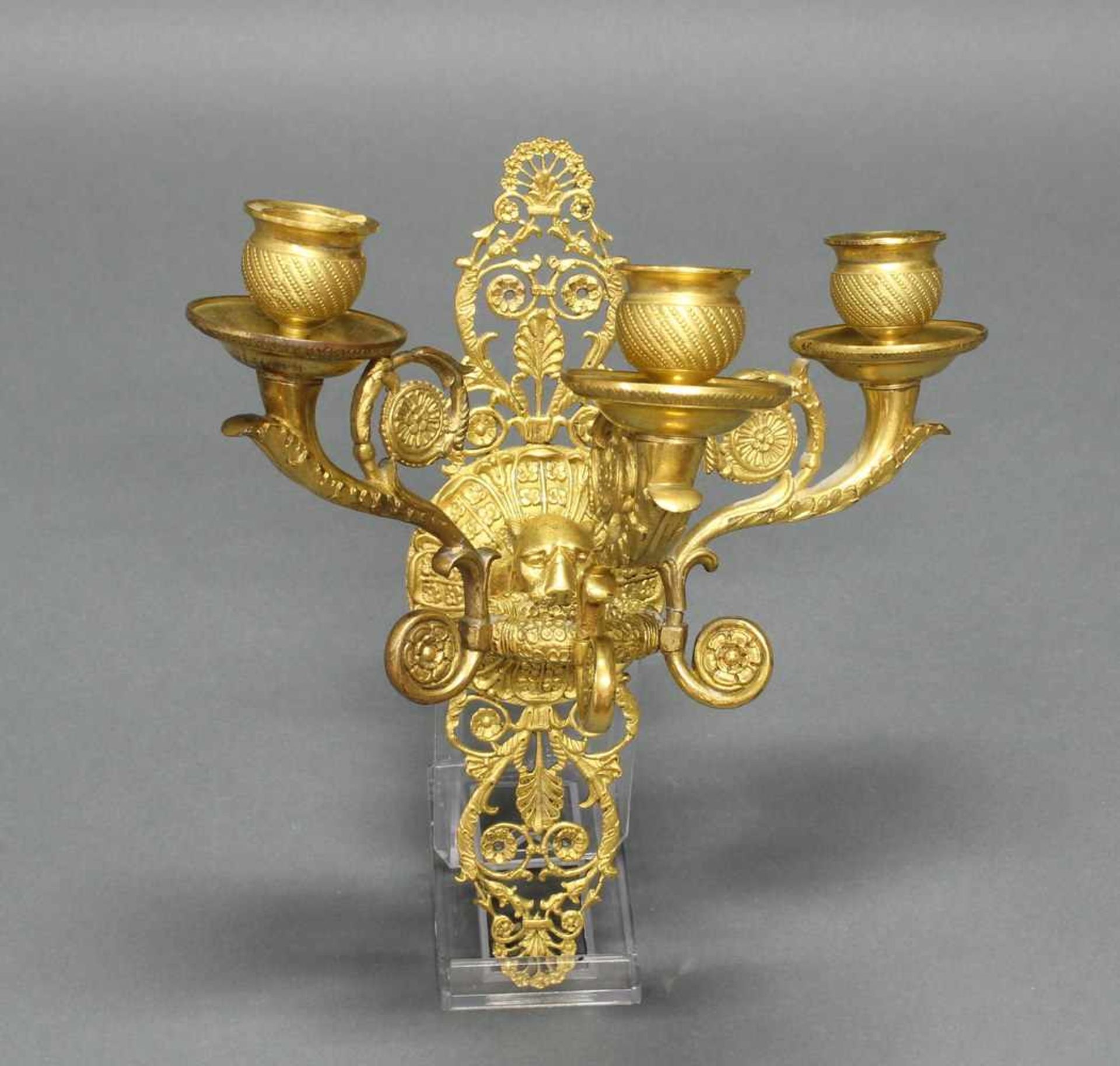 Wandapplike, Restauration, Paris, 1. Hälfte 19. Jh., Bronze, ziseliert, feuervergoldet, Wandarm, à