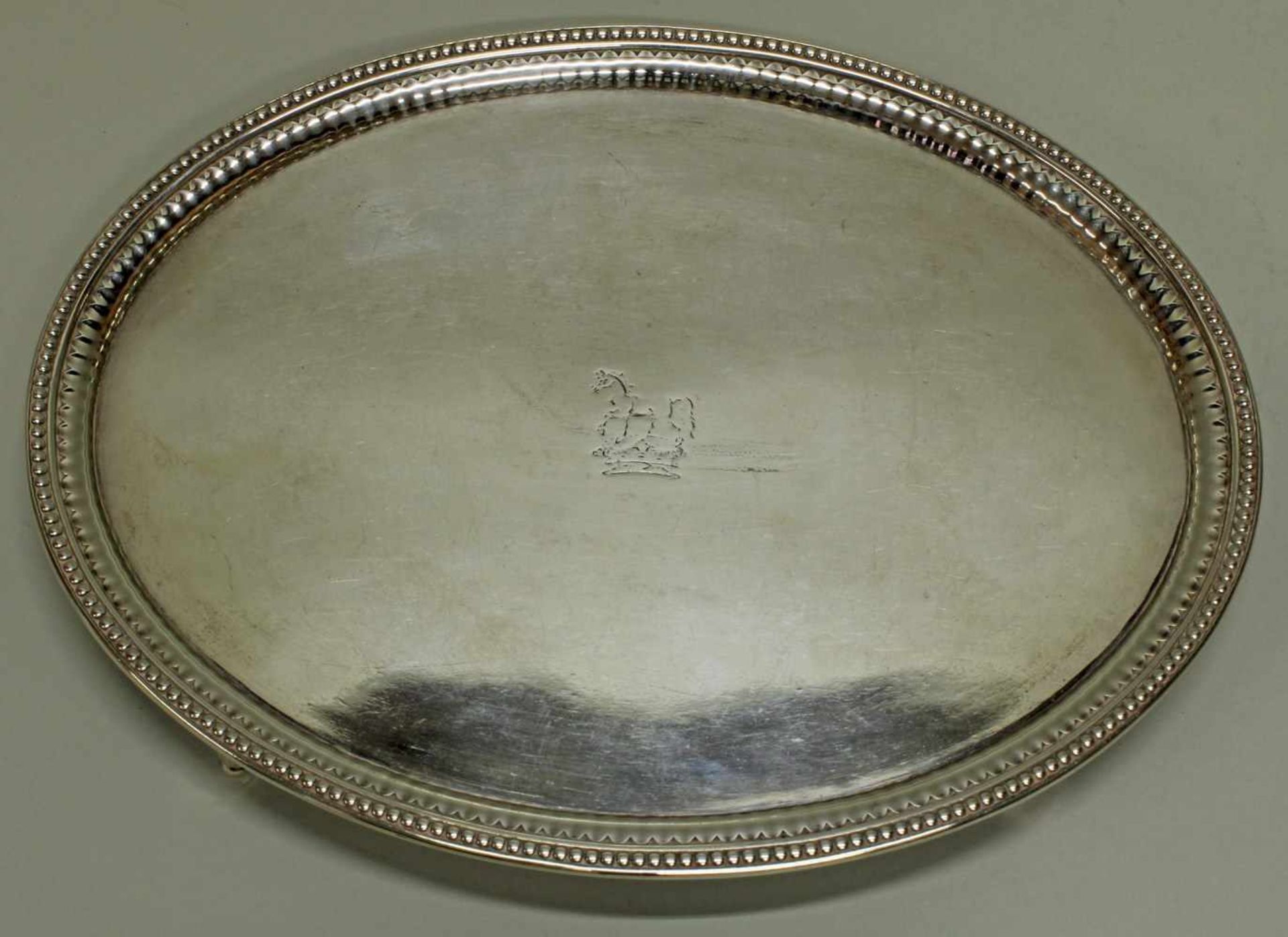 Salver, Silber 925, London, 1783, John Wakelin & William Taylor, oval, glatter Spiegel mit Emblem, - Image 4 of 6