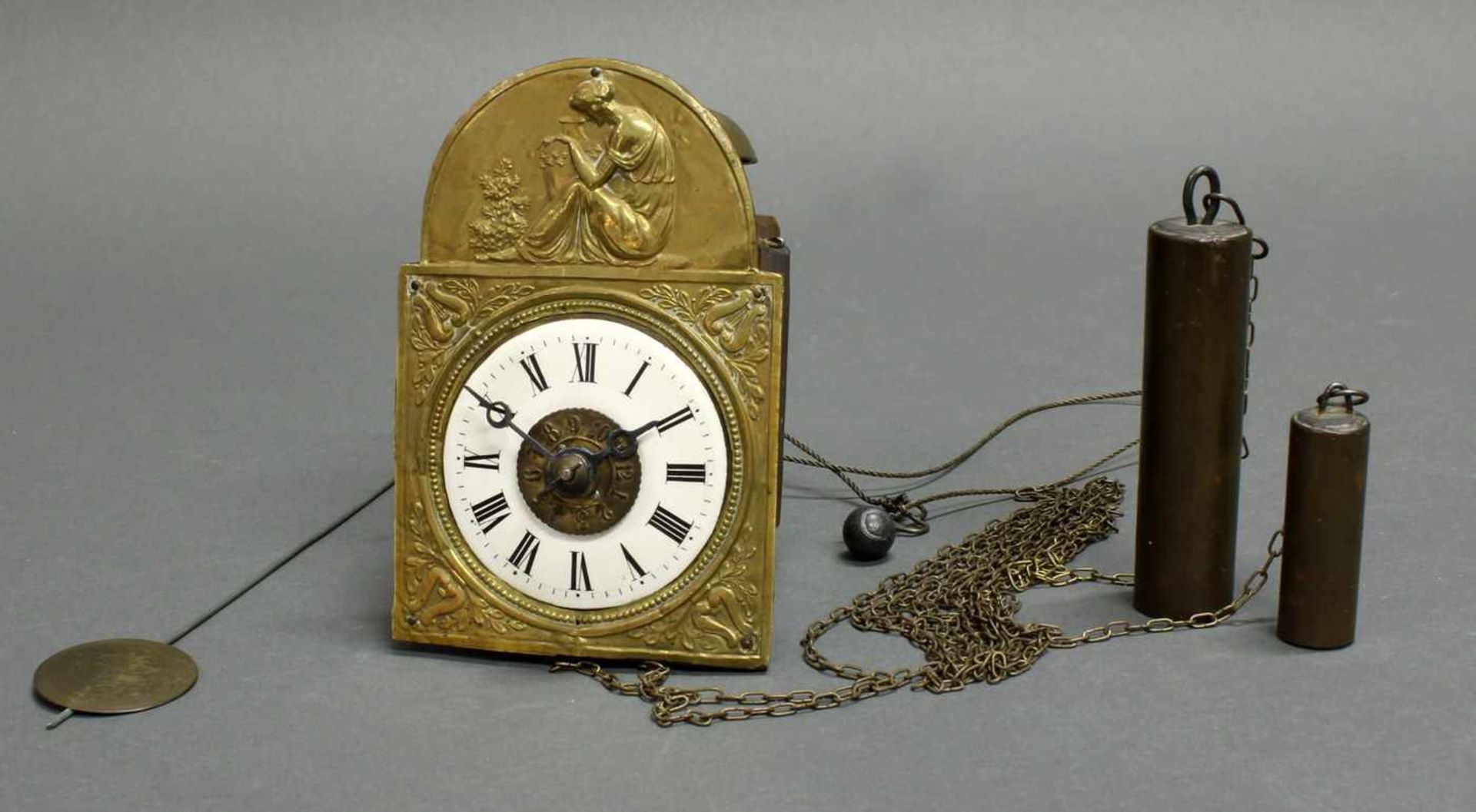 Schwarzwälder Miniaturuhr, sog. "Sorgührchen", um 1850, rückseitig bez. Weisser, geprägtes