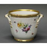 Cachepot, Royal Kopenhagen, sächsische Blume, Goldrand, 16.5 cm hoch, ø 18.5 cm- - -25.00 % buyer'