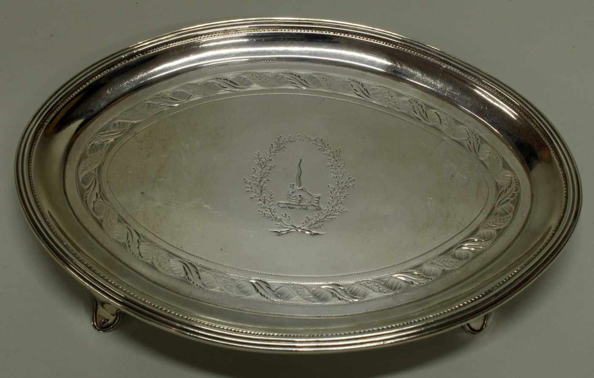 Salver, Silber 925, London, 1799, John Emes, oval, Spiegel mit Spiralband und Emblem, Profilrand, - Image 3 of 6