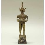 Bronze-Trommler, Afrika, auf Sockel, 30 cm hoch- - -25.00 % buyer's premium on the hammer price, VAT