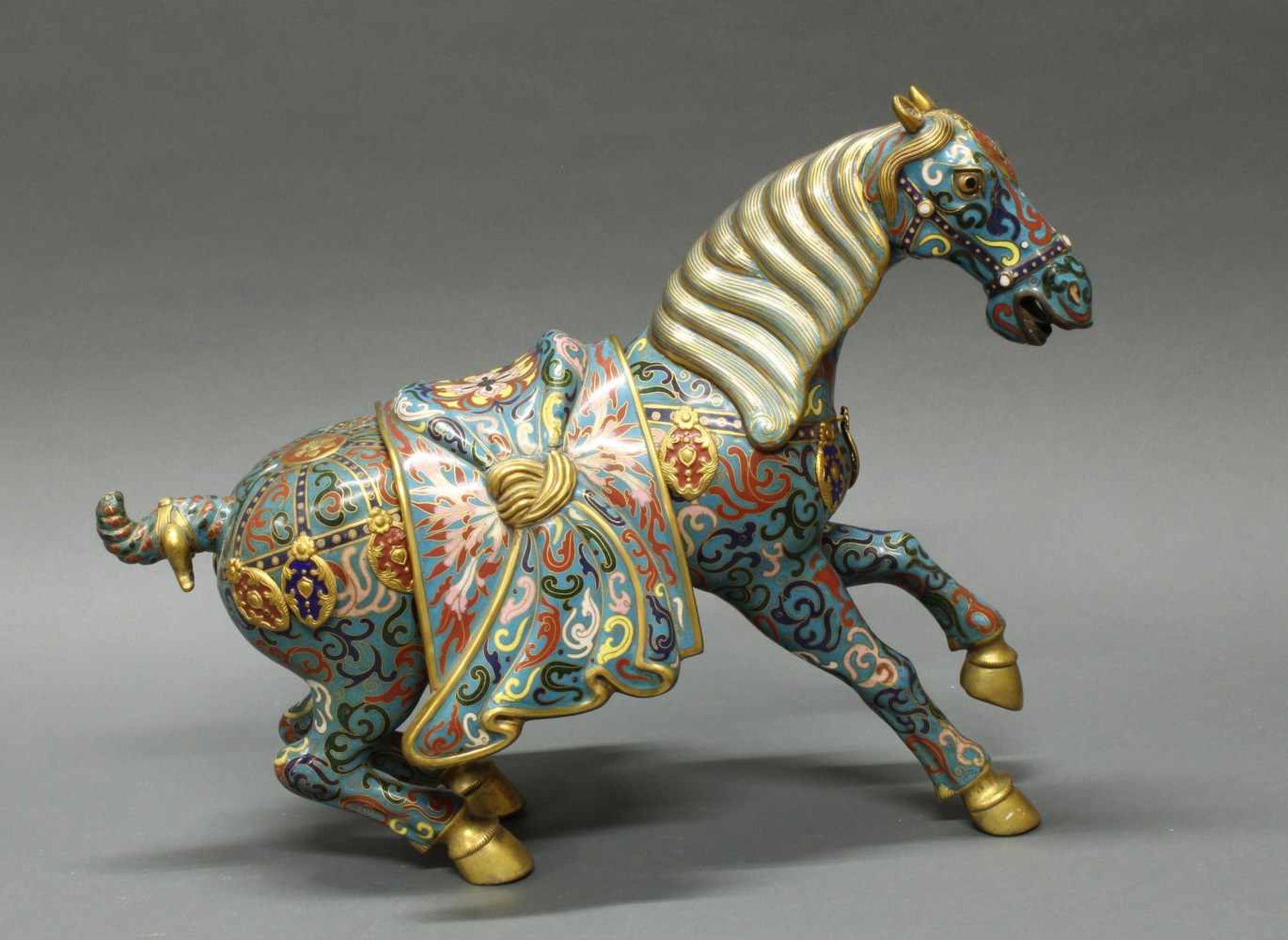 Figur, "Pferd", China, 2. Hälfte 20. Jh., Cloisonné, zum Sprung ansetzend, mit einzusteckender