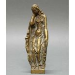 5 Plastiken, "Frauengestalten": Bronze (21 cm hoch) und 4 Terrakottareliefs (von 12.5 cm bis 21 cm