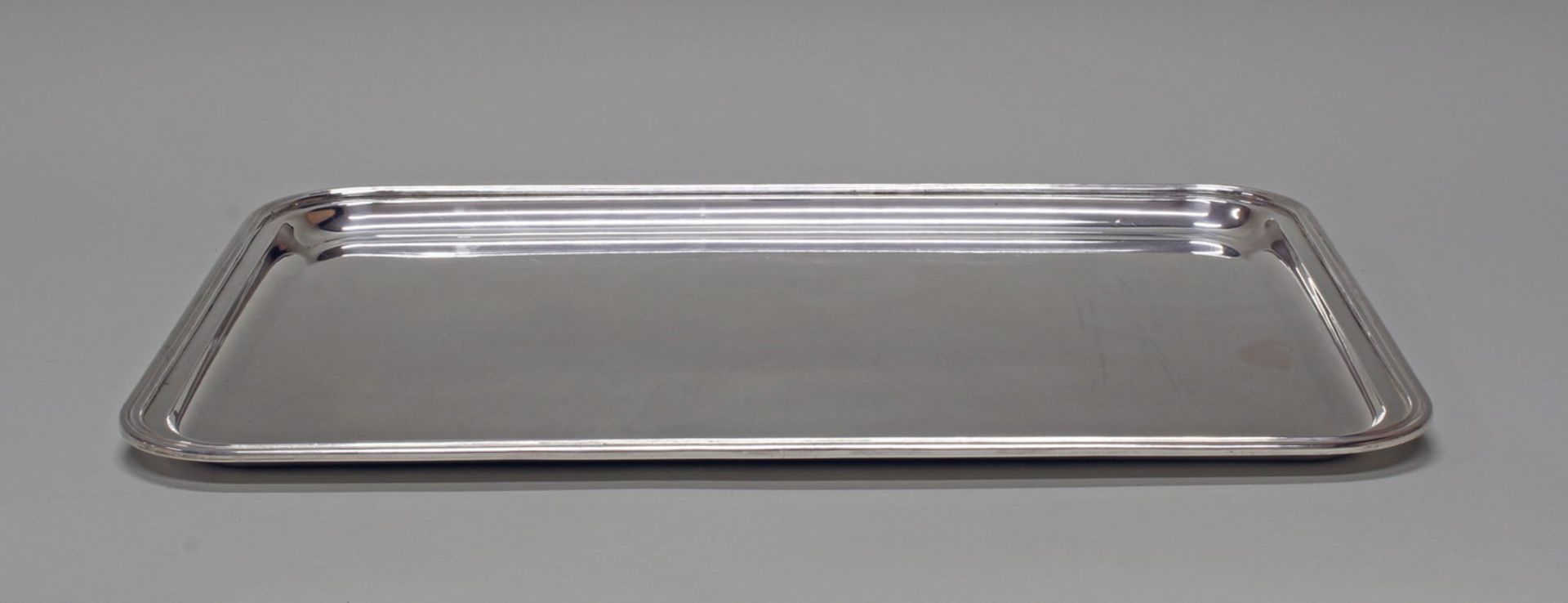 Tablett, Silber 800, Italien, rechteckig, glatt, profilierter Rand, 50.8 x 35.5 cm, ca. 1.850 g,