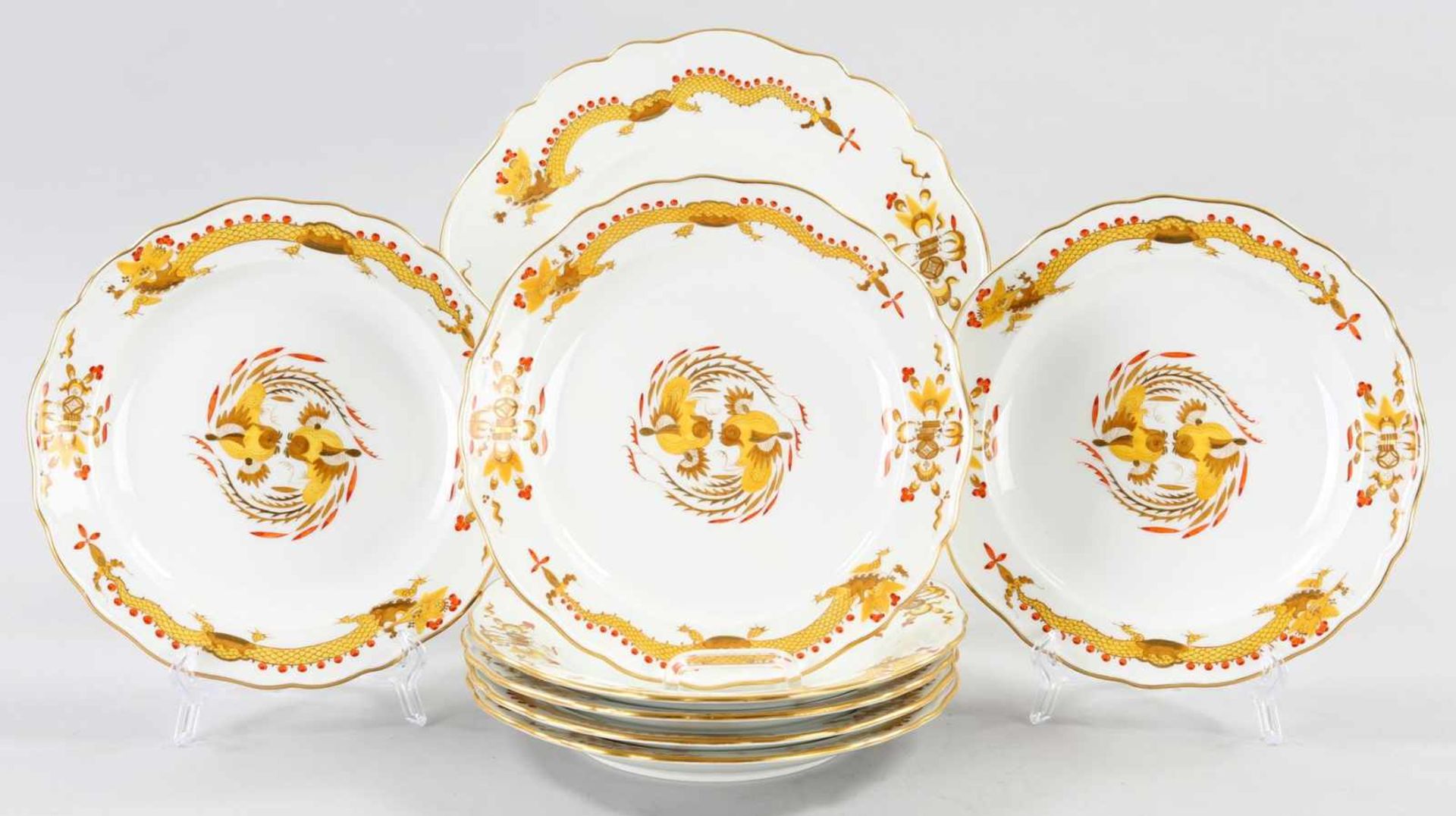 7 Dessertteller u. 1 ZiertellerPorzellan, Meissen, um 1925 (Pfeifferzeit) Form "Neuer Ausschnitt",