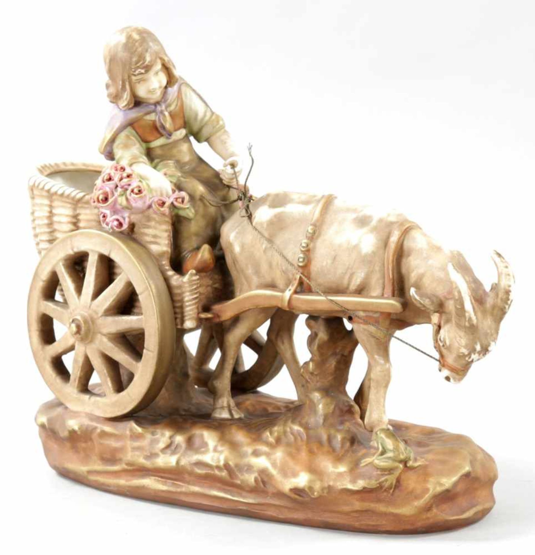 ZiegenkutschePorzellan, Thüringen, um 1900 Auf Natursockel das Mädchen im Ziegenwagen für einen