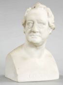 Kl. Büste v. Johann Wolfgang von GoetheBiskuitporzellan, KPM Berlin, 20.Jh. Nach einem Modell von