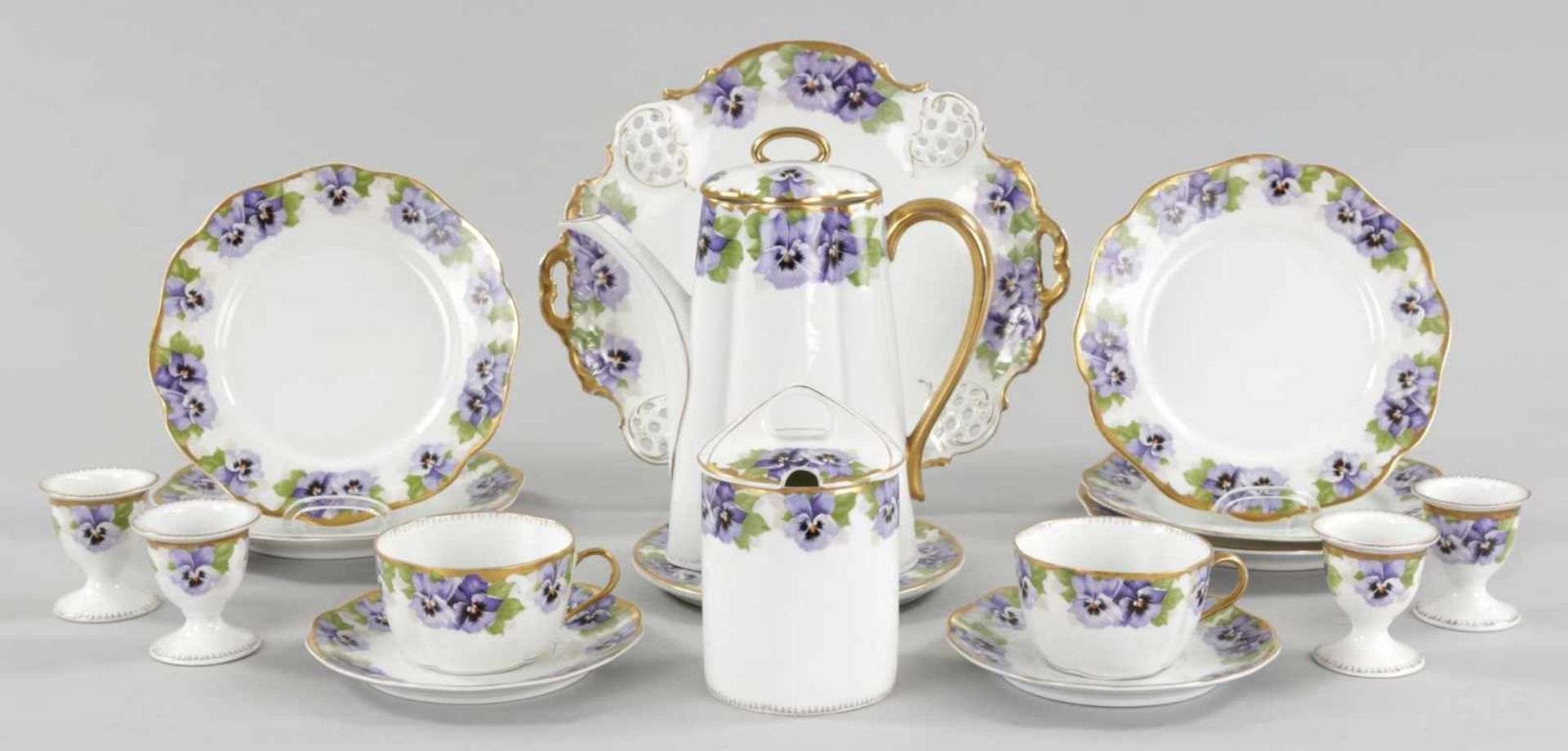 Kaffee-RestservicePorzellan, Rosenthal (Zweigwerk Kronach), um 1900 Form "Chrysanthéme" u. "