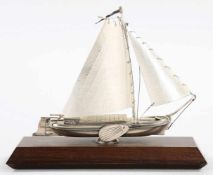 Miniatur Segelschiff833er Silber, H. Hooykaas (Schoonhoven), 1935 Vollplastisches Modell eines