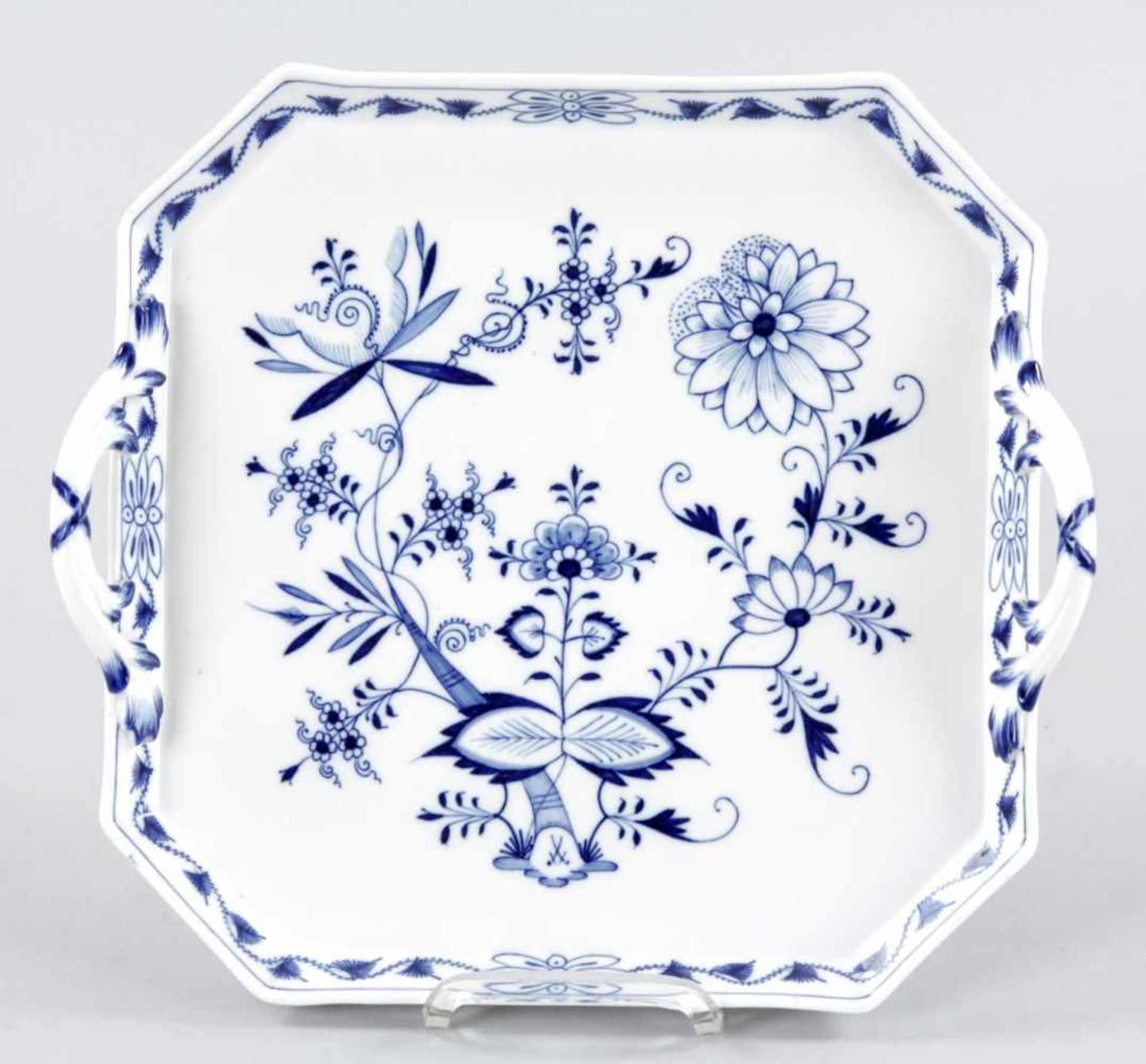 TablettPorzellan, Meissen, um 1900 Unterglasurblauer "Zwiebelmuster"-Dekor. Oktogonalform m.