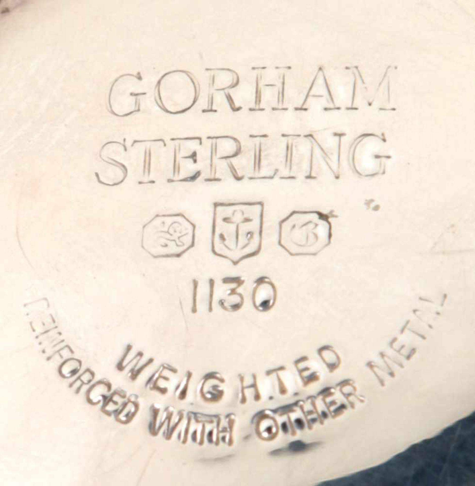 Paar Girandolen925er Silber, Gorham (USA), 20.Jh. Der ansteigende Rundfuß m. gemuscheltem - Bild 2 aus 2