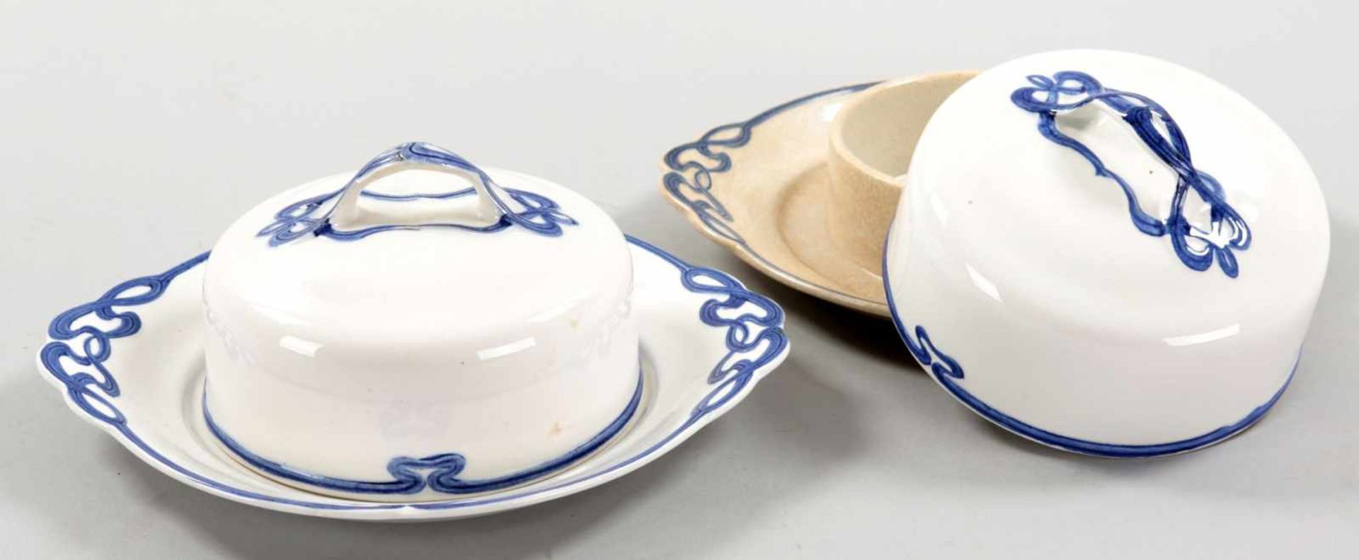 2 Jugendstil-ButterdosenSteingut, Villeroy & Boch (Dresden), um 1900/Anf. 20.Jh. Dekor "Blaue Olga".