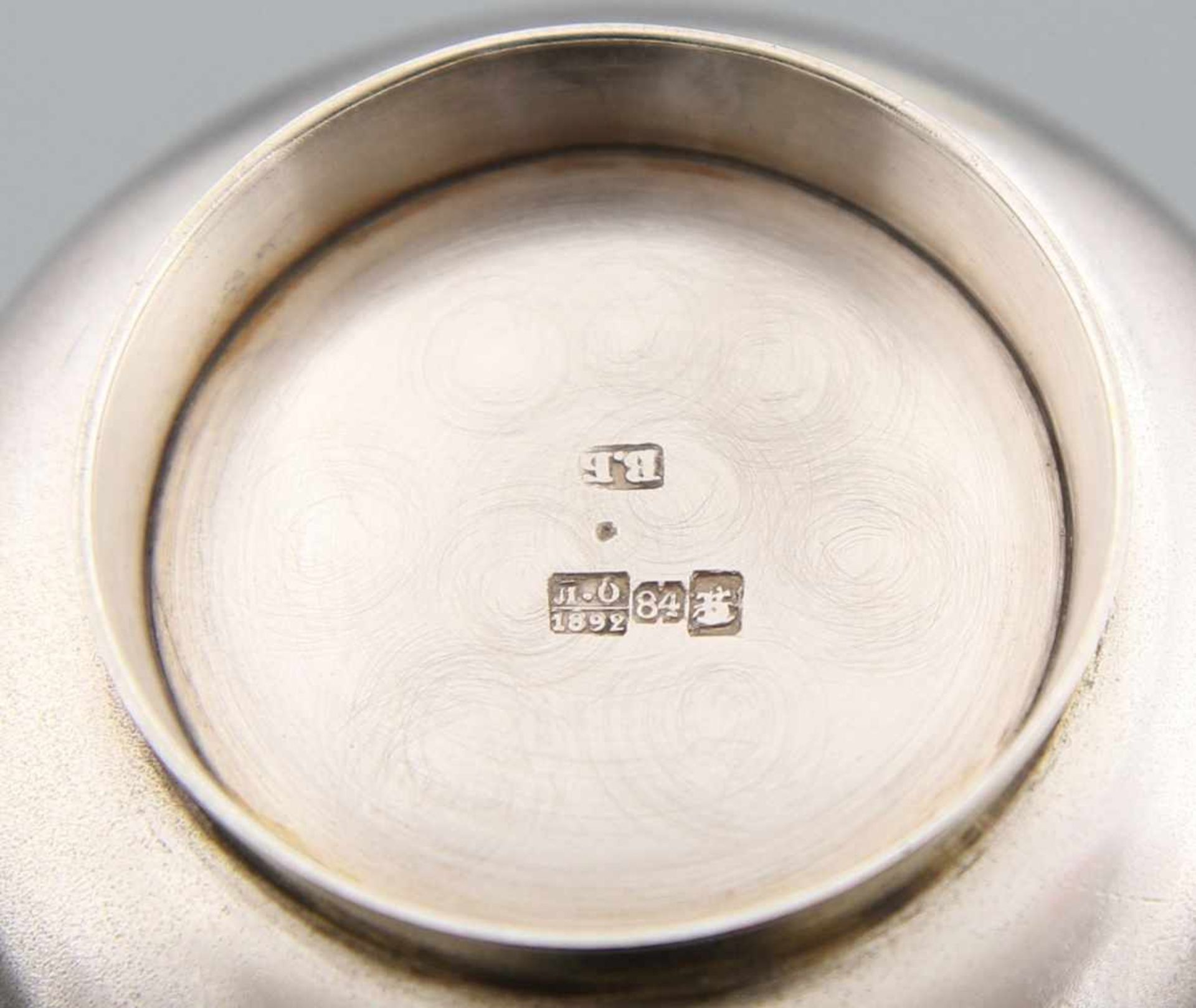 Vierteiliges russisches Teeset Jeweils Silber 84 zolotniki (875/1000) getrieben, gegossen, - Image 5 of 8