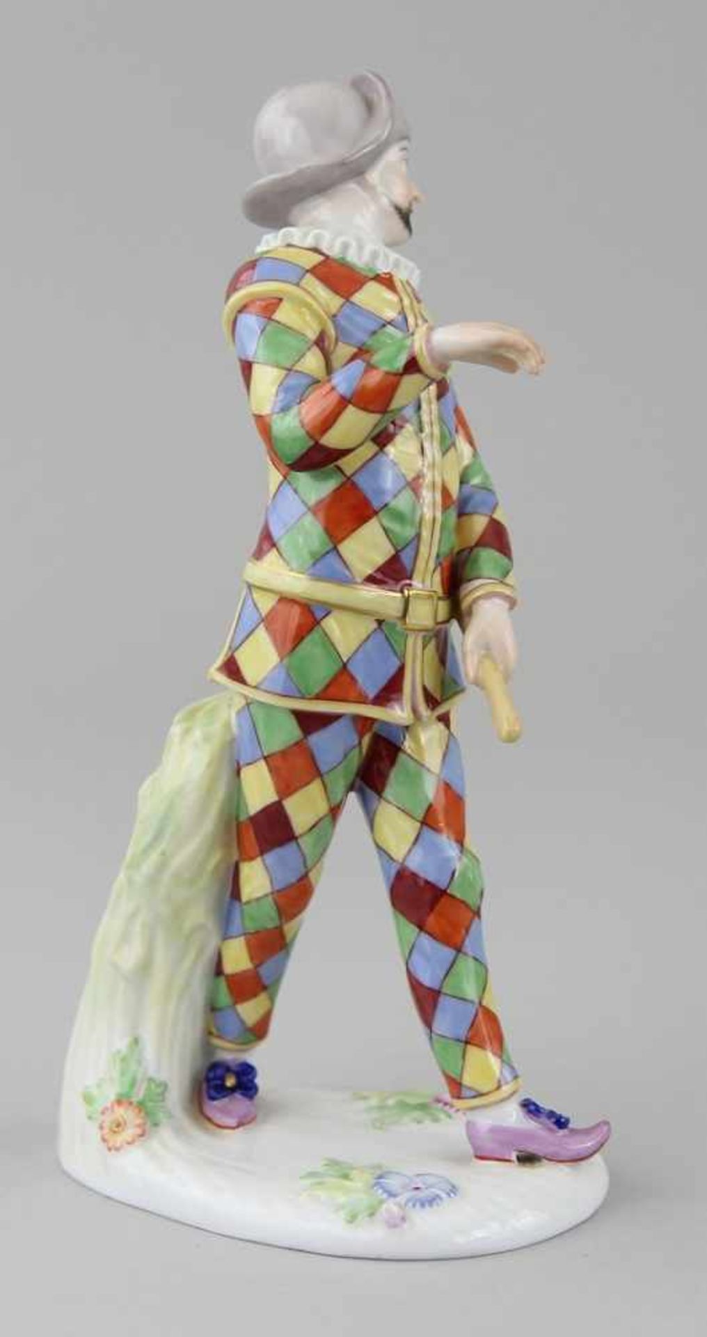 Fürstenberg - Figur "Harlekin" aus der "Commedia dell´arte" Porzellan farbig bemalt und leicht - Image 2 of 4