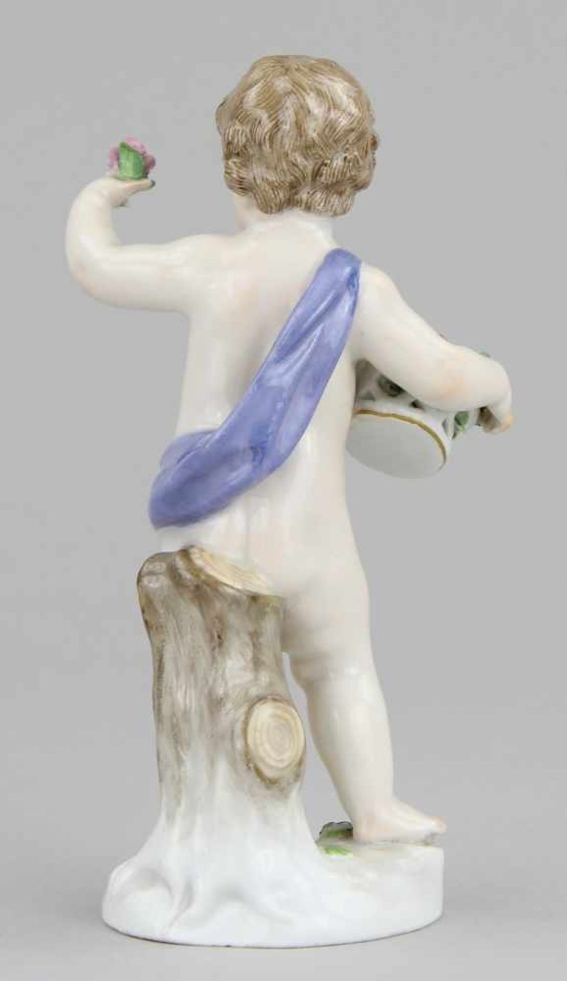 Meissen - Figur "Der Frühling" Porzellan farbig bemalt und leicht vergoldet, stehender Junge mit - Bild 2 aus 3