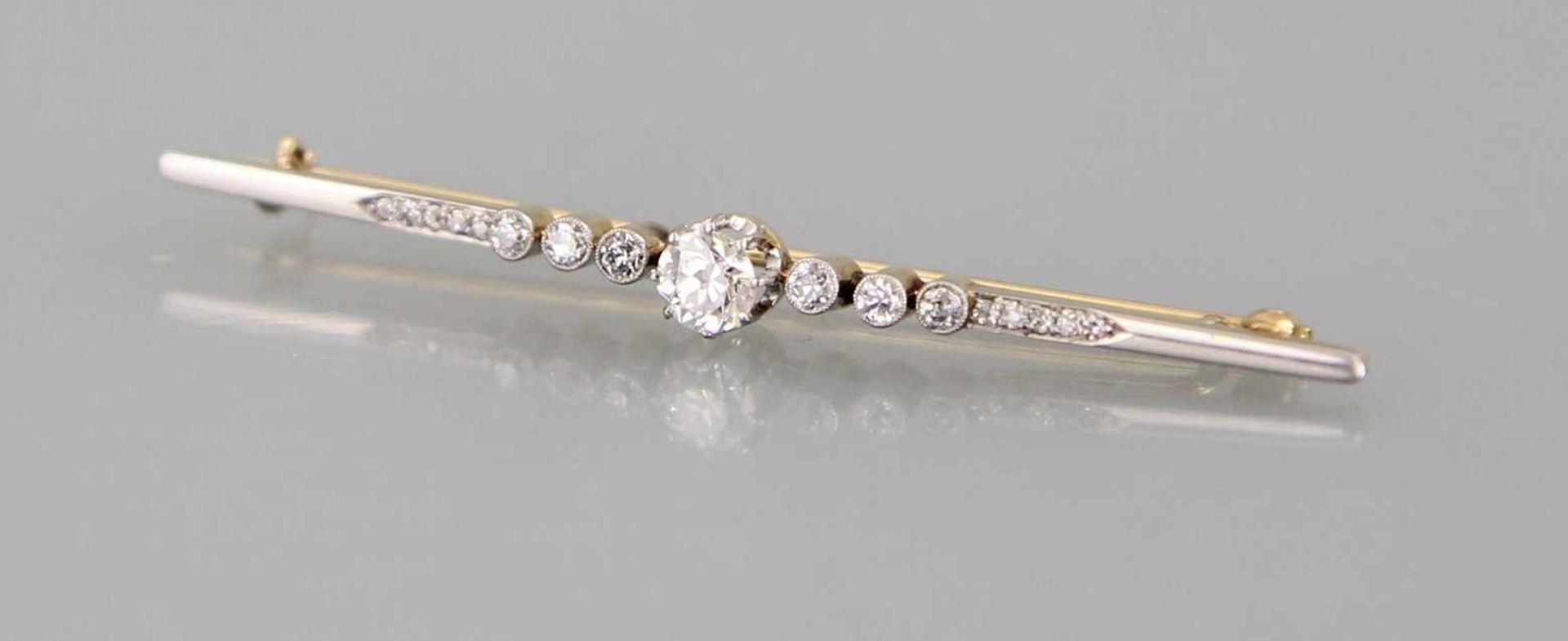 Diamantnadel Gelbgold und Weißgold 14 kt., besetzt mit großem Brillant H/I if mit gekappter Spitze