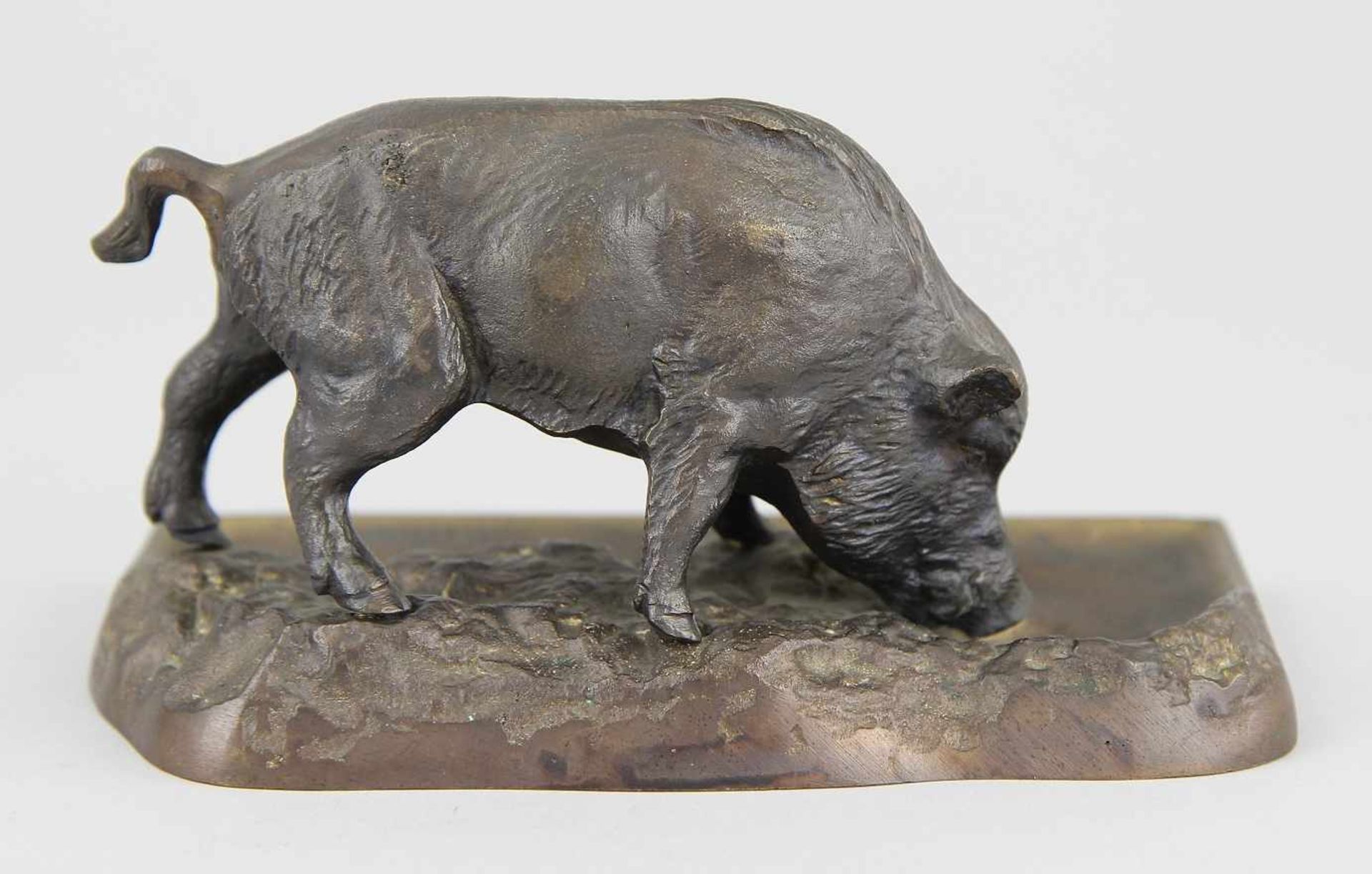 Korniluk, M.K. (Polnischer Bildhauer des 20. Jhd.) Figur "Wildschwein", Bronze gegossen und - Bild 2 aus 3