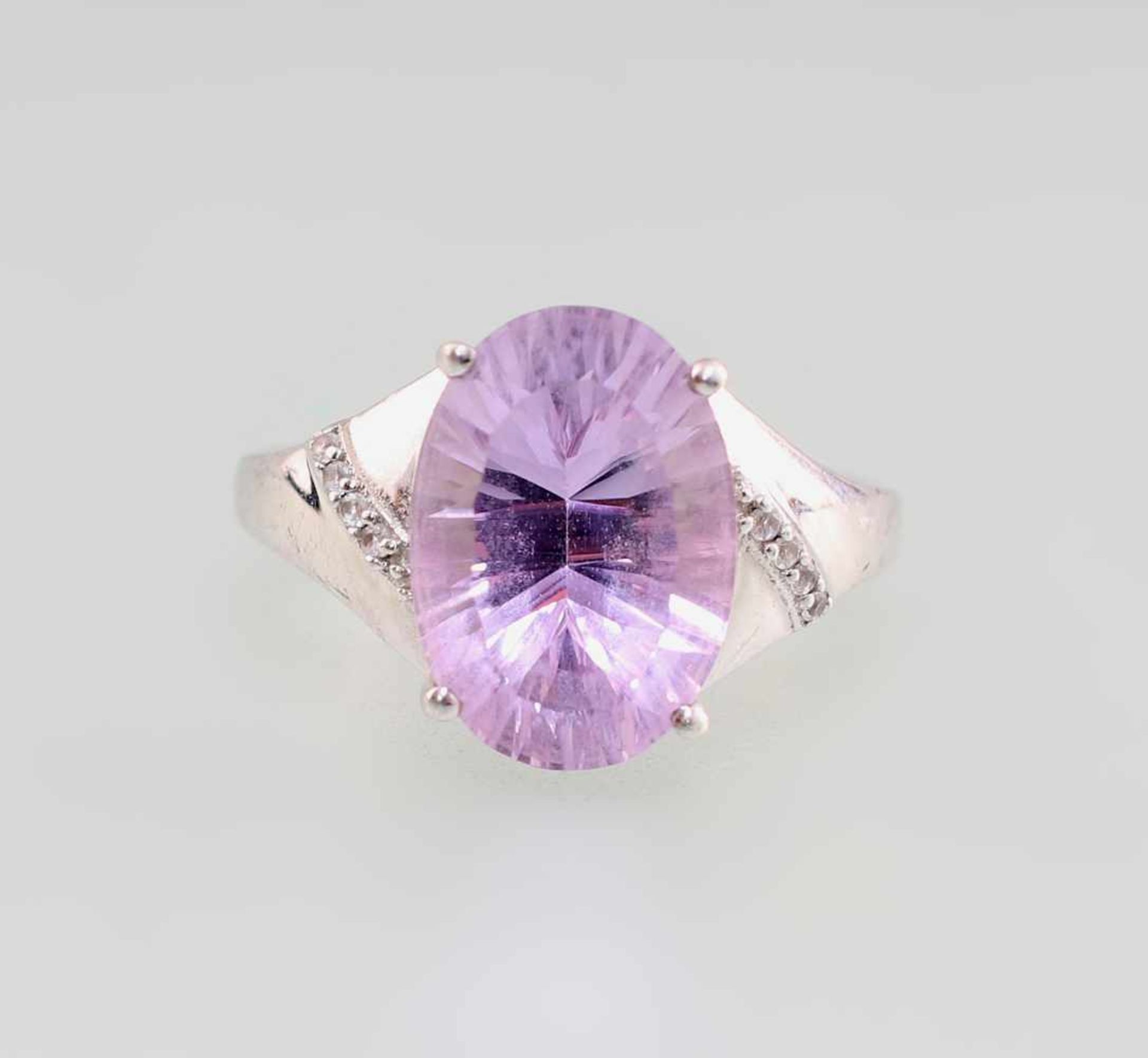 Amethyst-Ring925er Silber, 3,94g, rhodiniert, mit krappengefasstem, hellem Amethyst und Zirkonia - Bild 2 aus 5