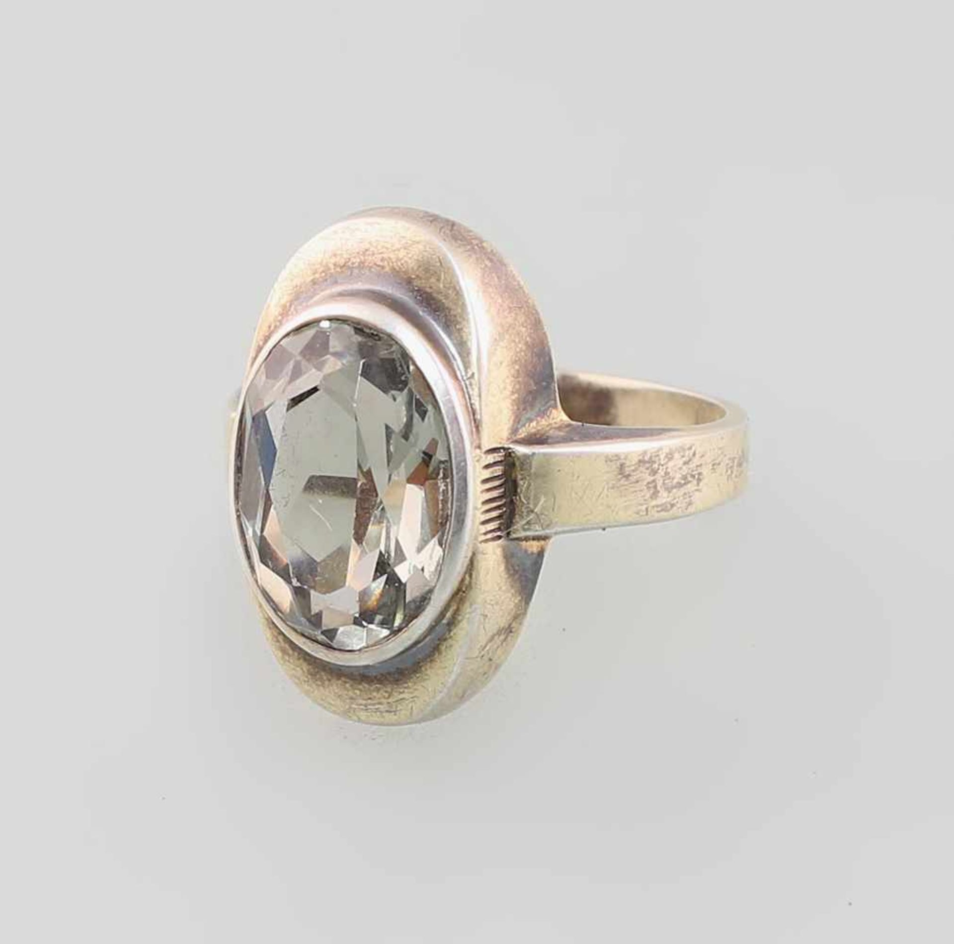 Citrin-Ring835er Silber, vergoldet, länglich-ovaler Design-Ringkopf mit oval-facettiertem,