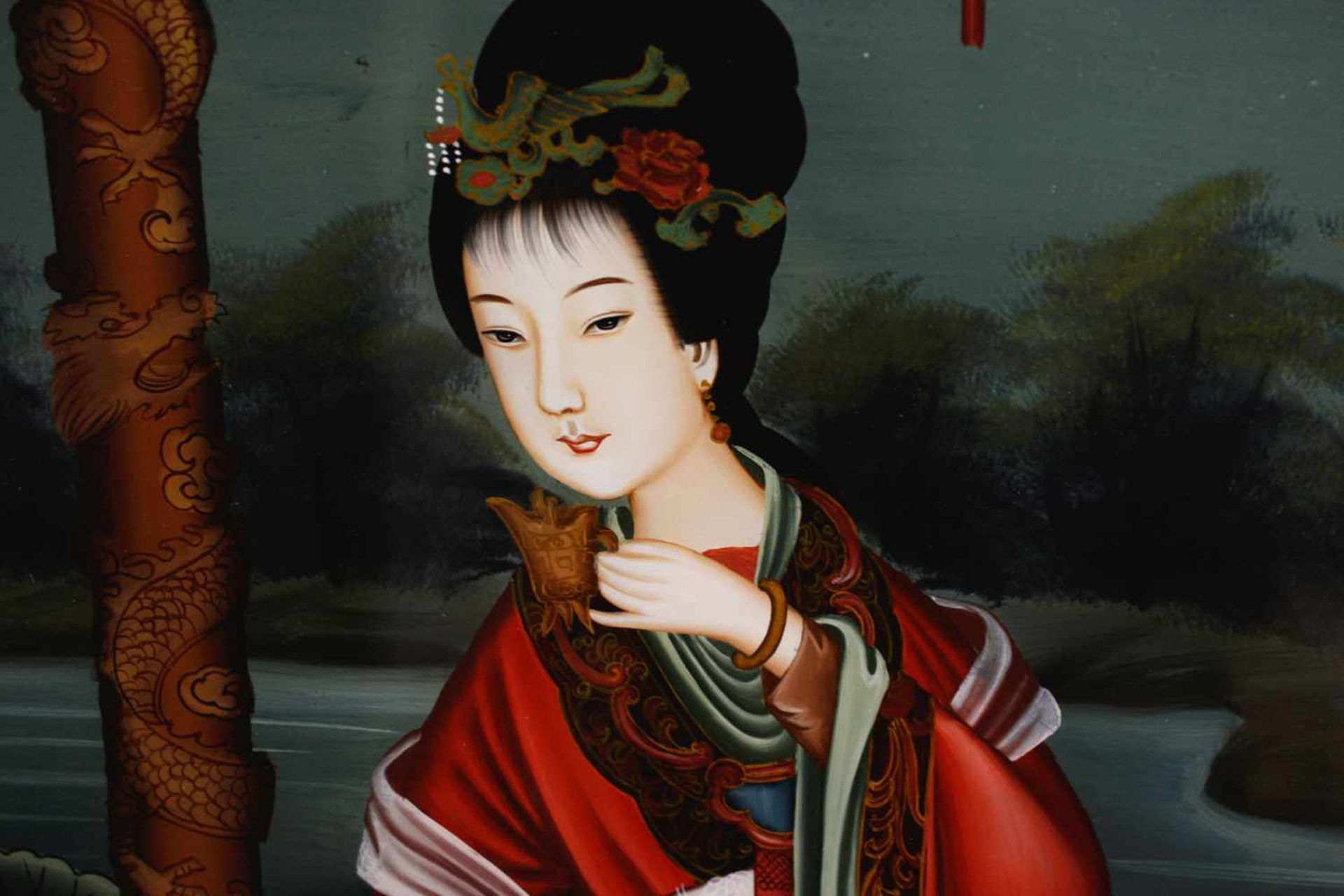 Unbekannter Künstler (frühes 20. Jh., China)Dame beim Teetrinken, Hinterglasmalerei Rahmenmaß 70 - Image 2 of 2