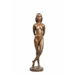 Heinz Spilker (1927 Herford)Stehender Mädchenakt, Bronze, hellbraun patiniert, Höhe 52 cm,